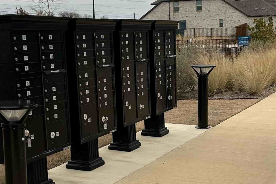 KANSA-USA-WALKWAY-BRANDON-1-min