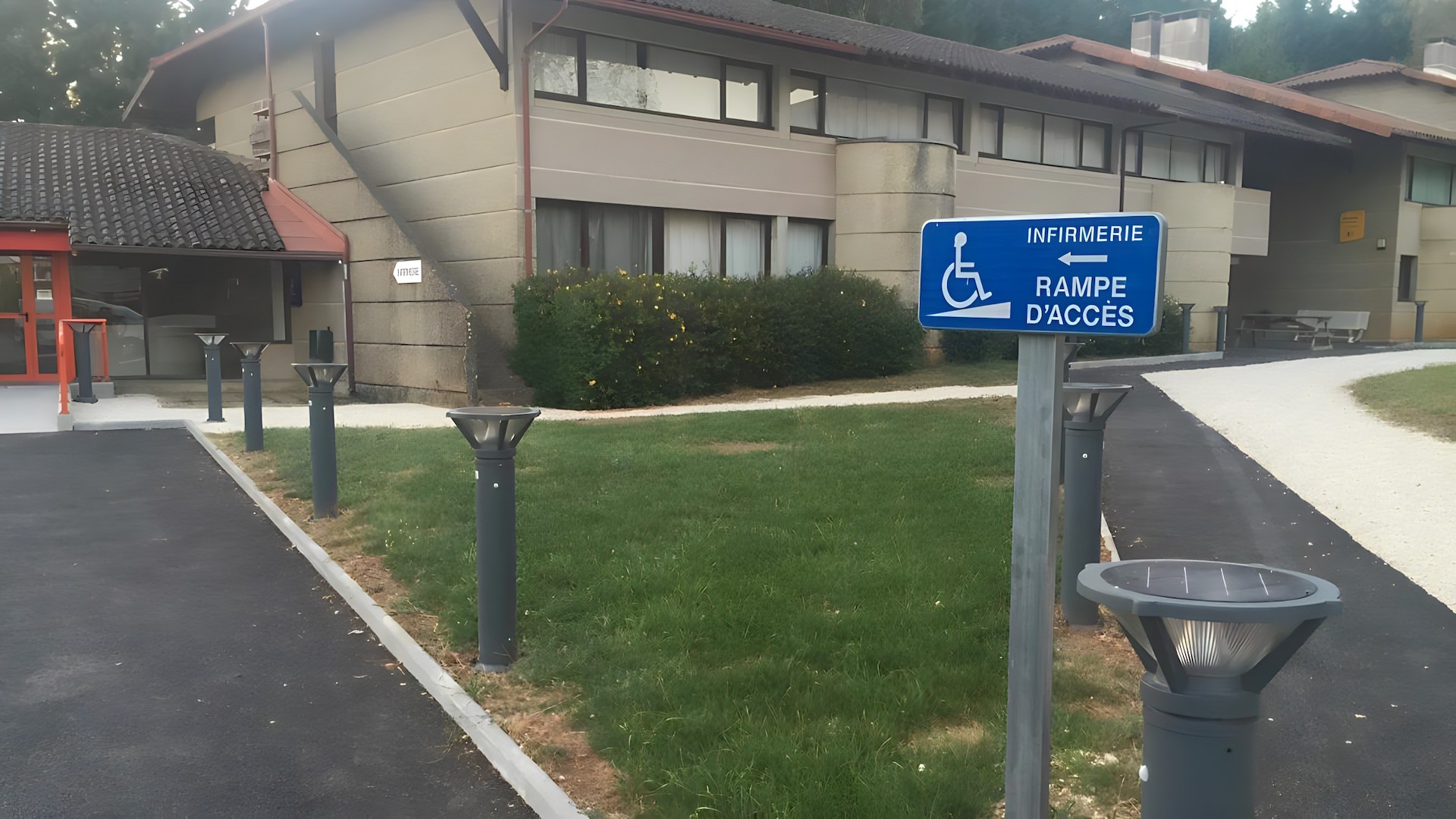 SOLAR BOLLARD, Retirement Home