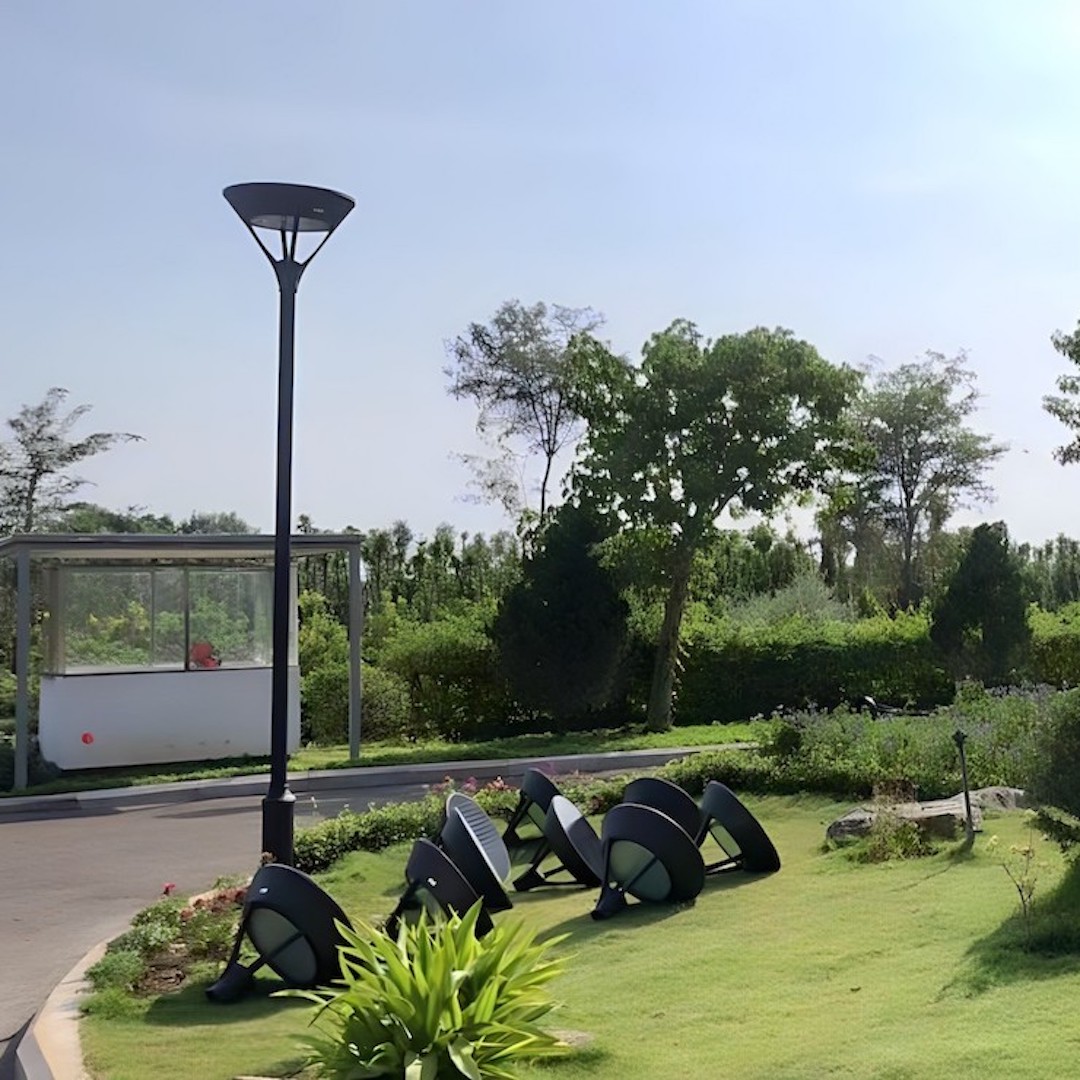 SOLAR POST TOP, Factory Entrance