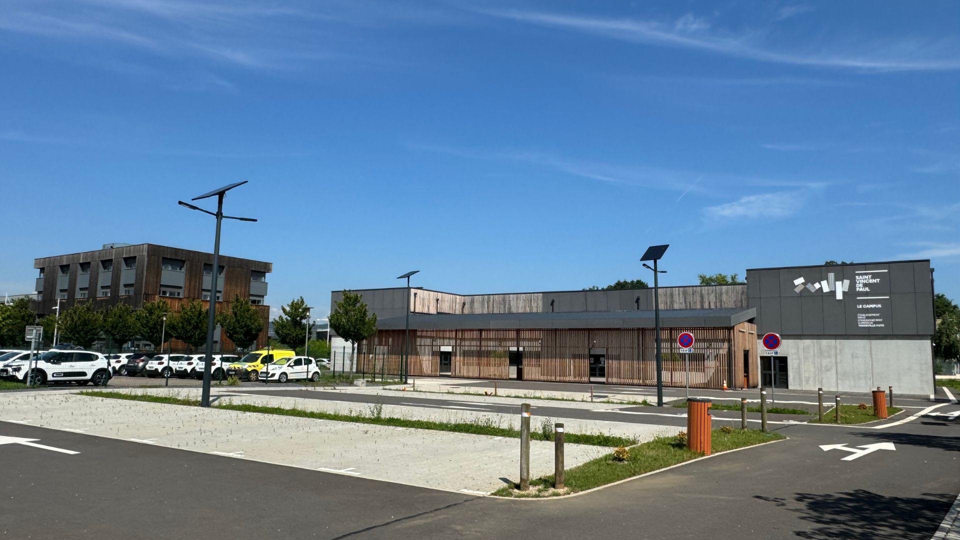 SSLX PERFORMANCE, Parking du Campus Universitaire